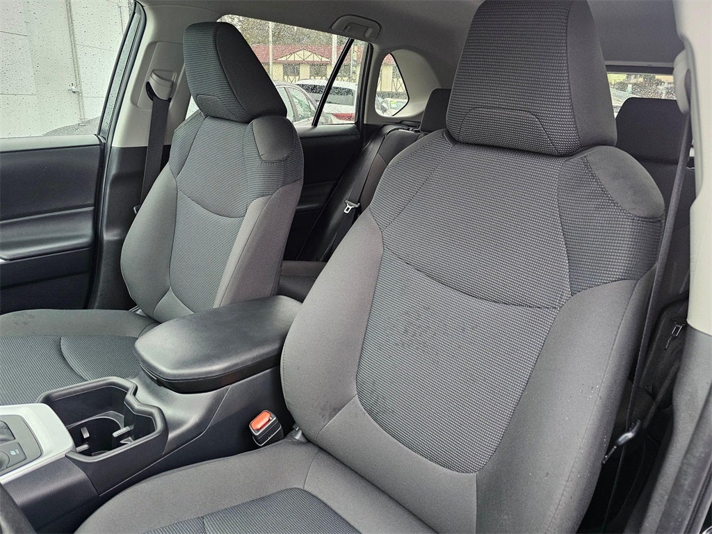 2025 Toyota RAV4 Hybrid LE AWD