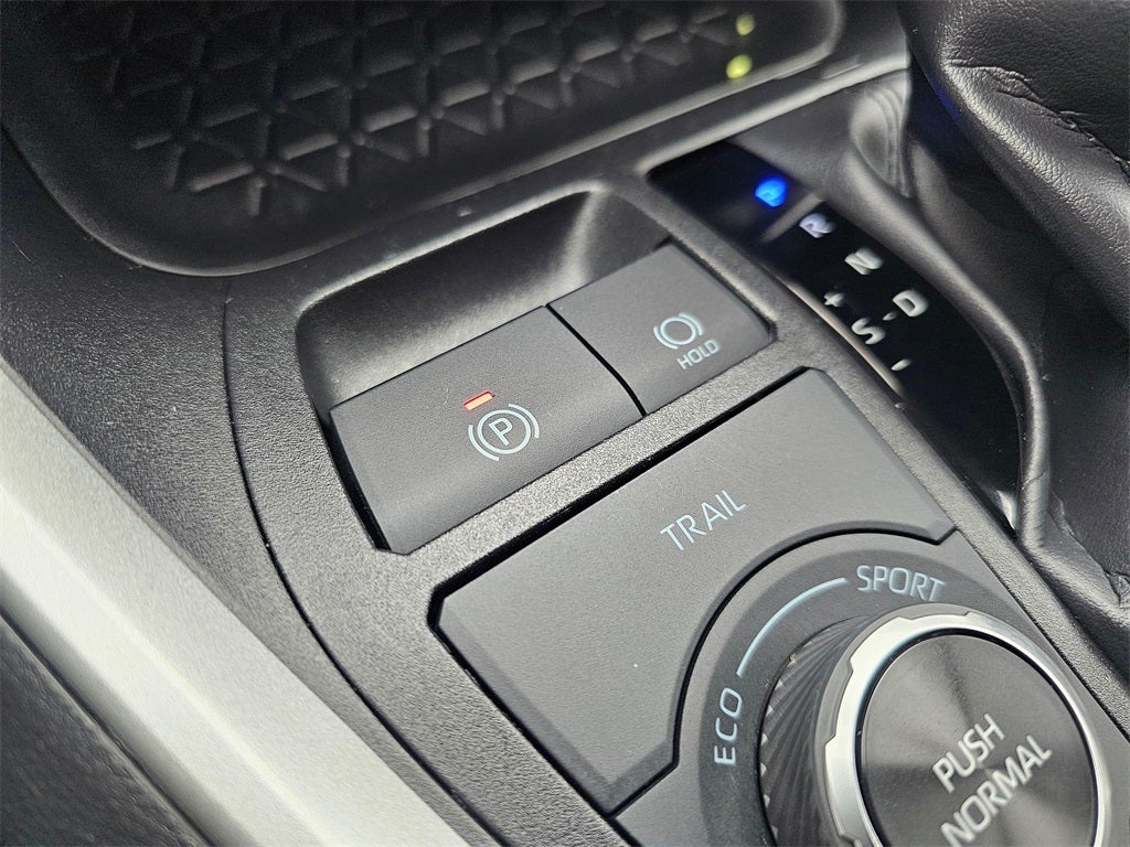 2025 Toyota RAV4 Hybrid LE AWD