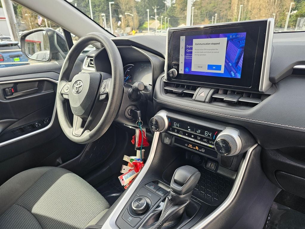 2025 Toyota RAV4 Hybrid LE