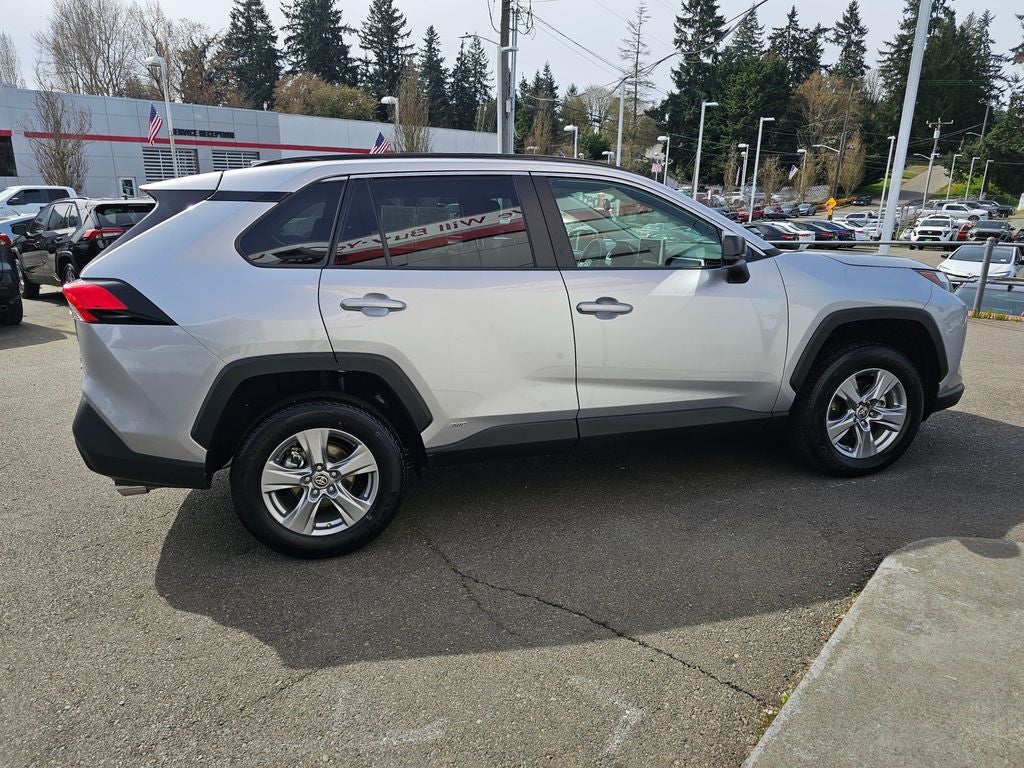 2025 Toyota RAV4 Hybrid LE