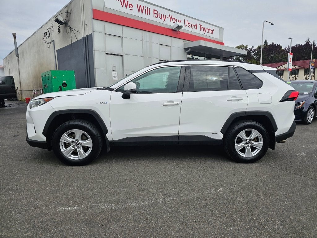 2021 Toyota RAV4 Hybrid XLE