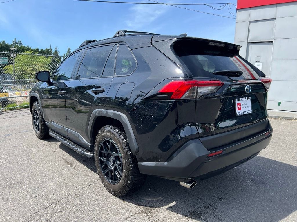 2021 Toyota RAV4 Hybrid XLE