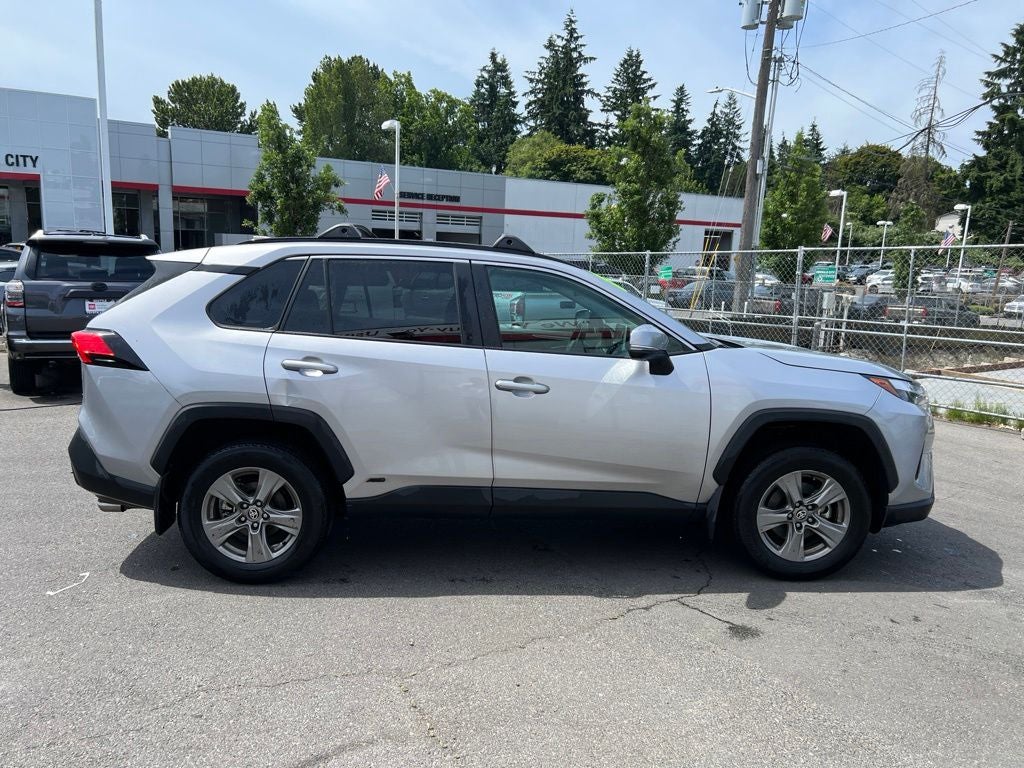 2024 Toyota RAV4 Hybrid XLE AWD-MOONROOF/WEATHER PACKAGE