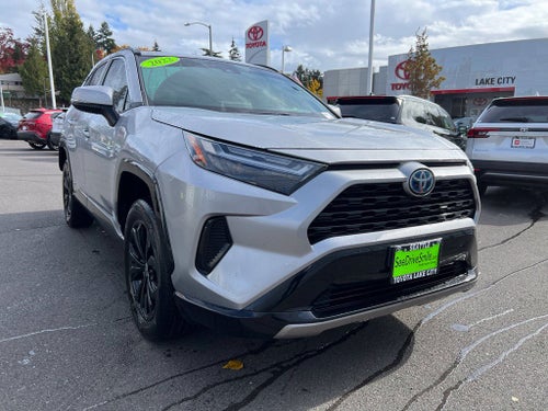 2022 Toyota RAV4 Hybrid SE