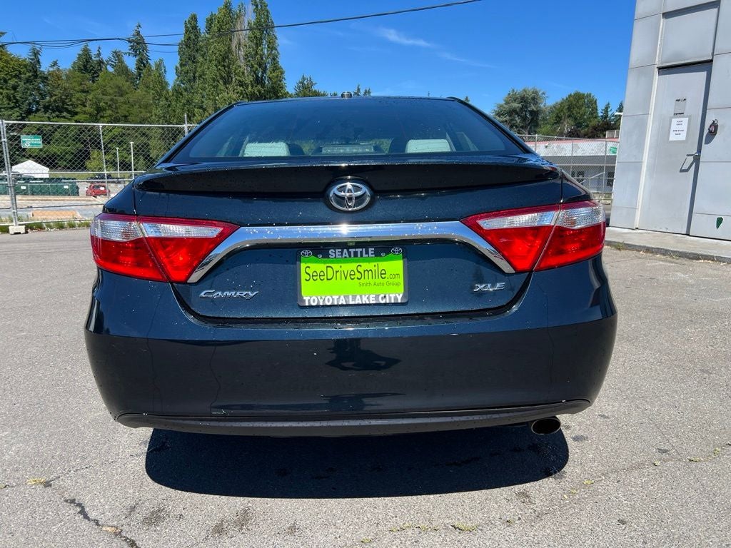 2016 Toyota Camry XLE