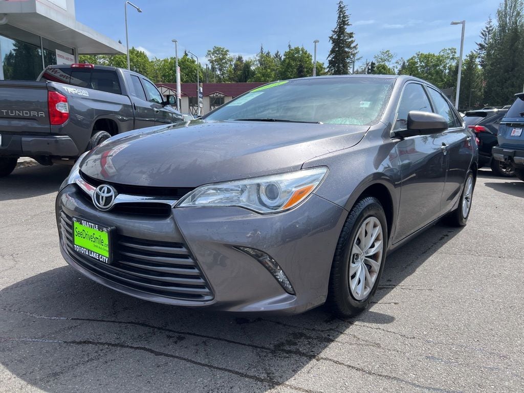2016 Toyota Camry LE