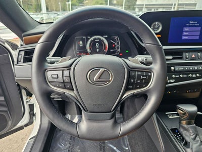 2023 Lexus ES 250
