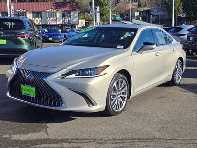 2020 Lexus ES 300h