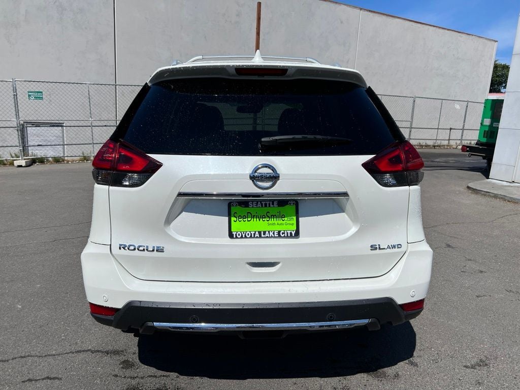 2020 Nissan Rogue SL