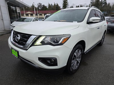 2017 Nissan Pathfinder SV