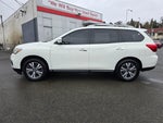 2017 Nissan Pathfinder SV