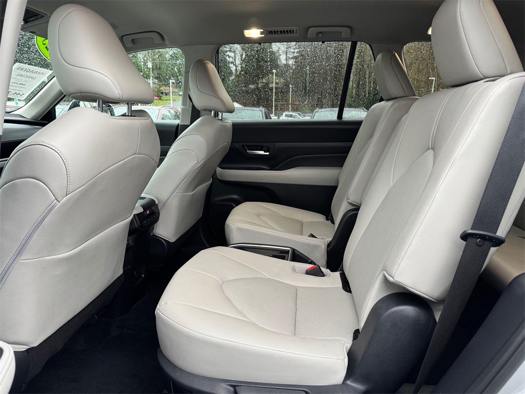 2025 Toyota Grand Highlander XLE - AWD