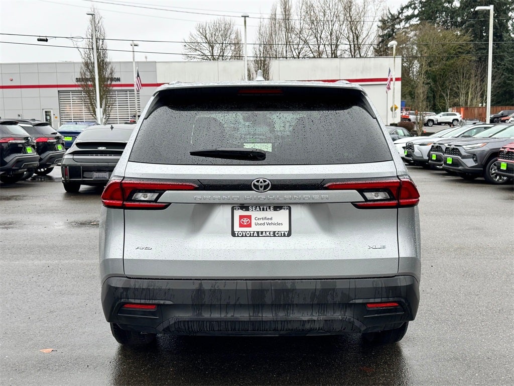 2025 Toyota Grand Highlander XLE - AWD