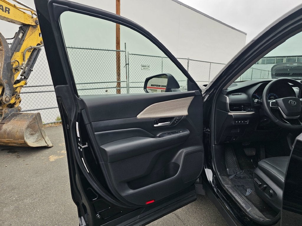 2024 Toyota Grand Highlander Hybrid Limited