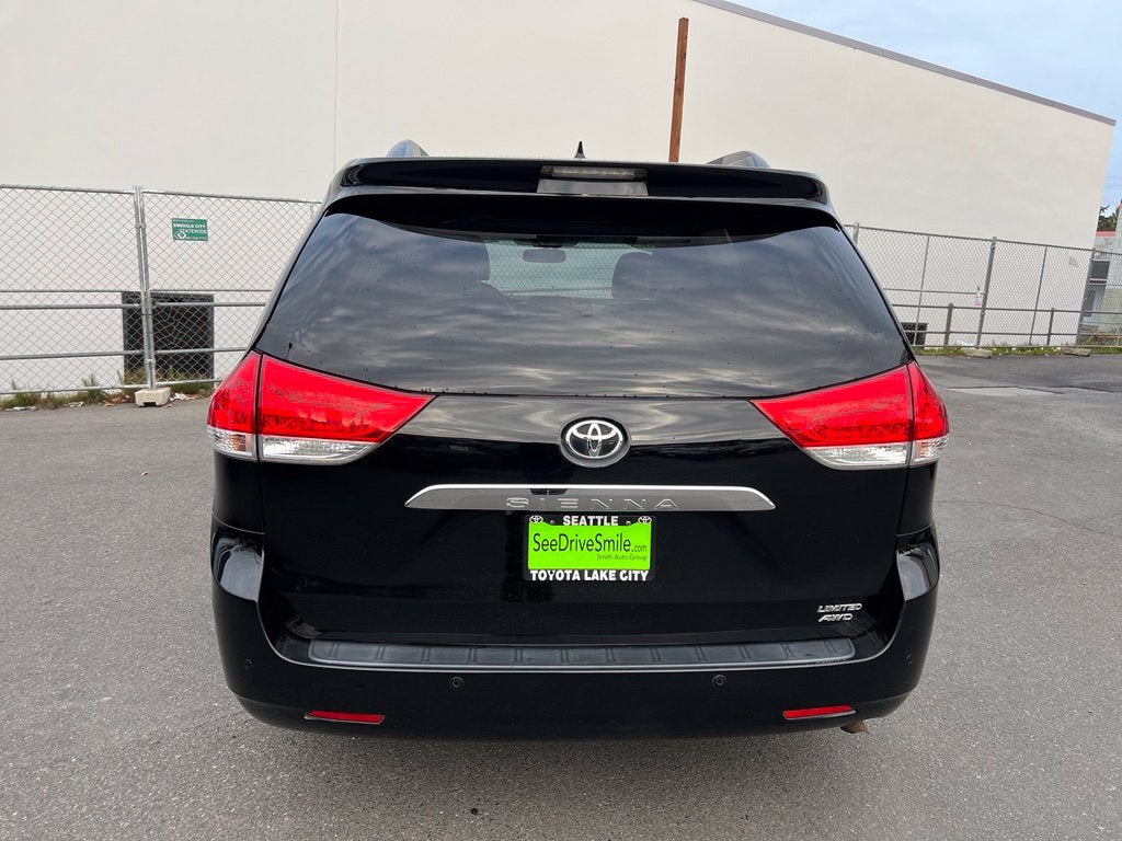 2013 Toyota Sienna Limited 7 Passenger
