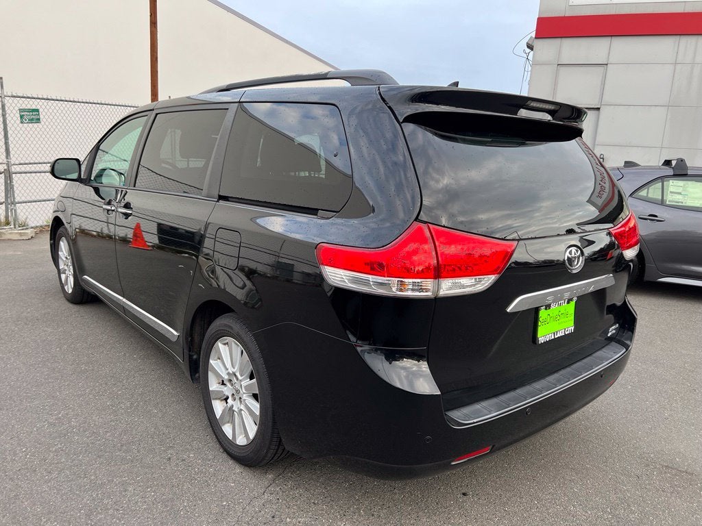 2013 Toyota Sienna Limited 7 Passenger