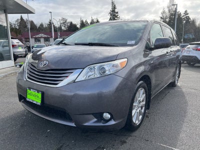 2016 Toyota Sienna XLE-AWD 7 Passenger