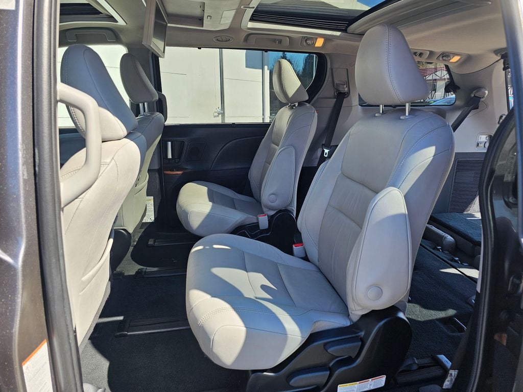 2019 Toyota Sienna Limited Premium 7 Passenger