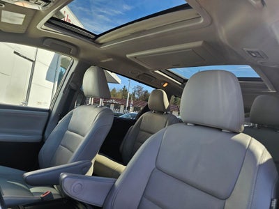 2019 Toyota Sienna Limited Premium 7 Passenger