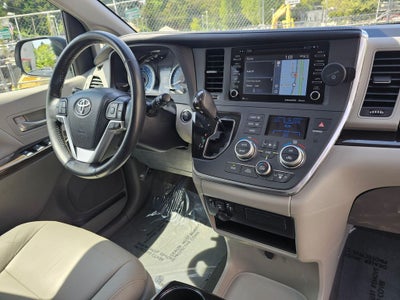 2018 Toyota Sienna XLE 7 Passenger