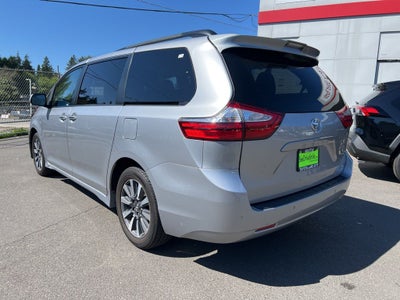 2018 Toyota Sienna XLE-AWD 7 Passenger