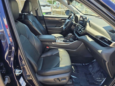 2022 Toyota Highlander Limited