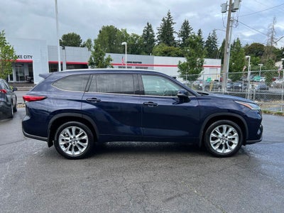 2022 Toyota Highlander Limited