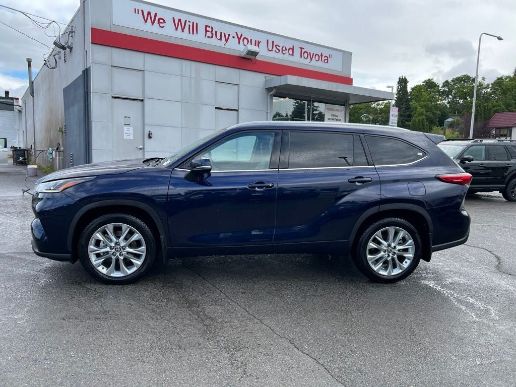 2022 Toyota Highlander Limited