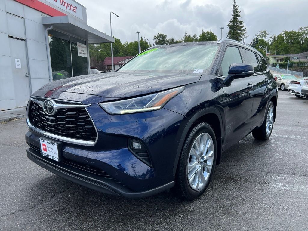 2022 Toyota Highlander Limited
