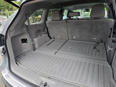 2017 Toyota Highlander Limited -AWD-THIRD ROW SEATING