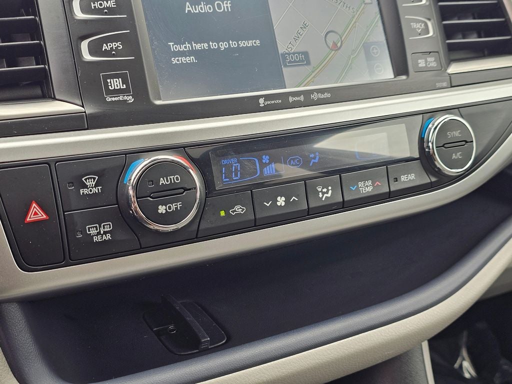 2017 Toyota Highlander Limited -AWD-THIRD ROW SEATING