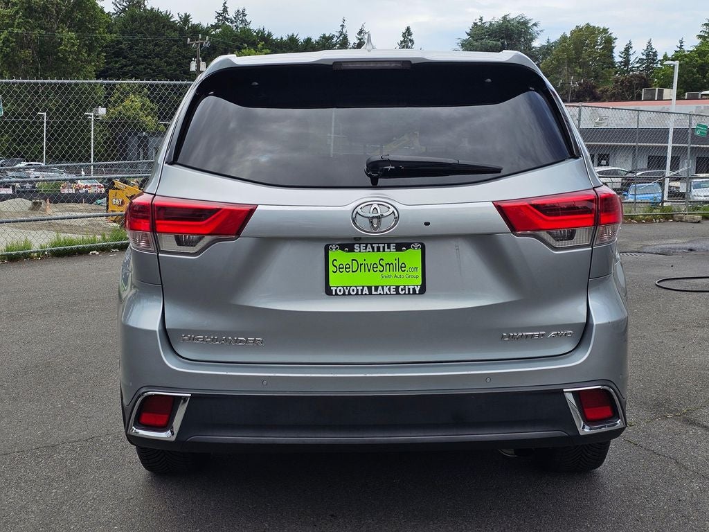 2017 Toyota Highlander Limited -AWD-THIRD ROW SEATING