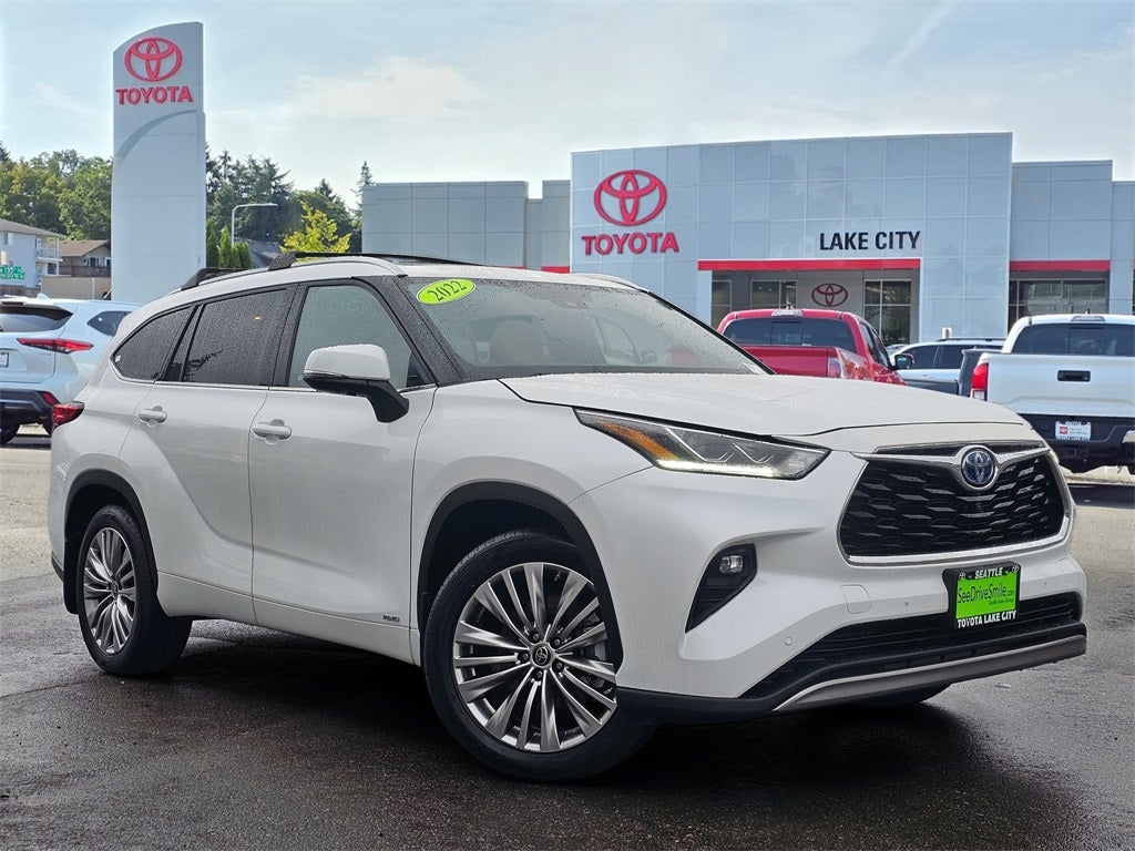 2022 Toyota Highlander Platinum