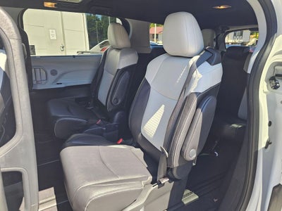 2025 Toyota Sienna XSE AWD 7 Passenger
