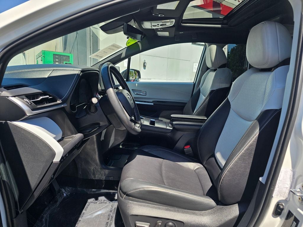 2025 Toyota Sienna XSE AWD 7 Passenger