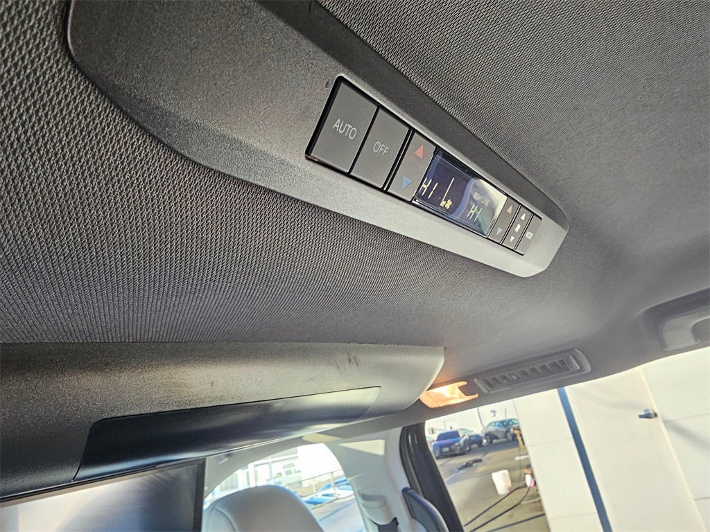 2022 Toyota Sienna XSE 7 Passenger-AWD