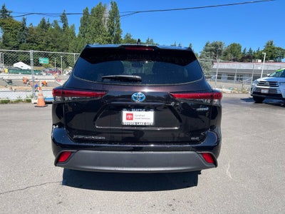 2021 Toyota Highlander Hybrid XLE -AWD