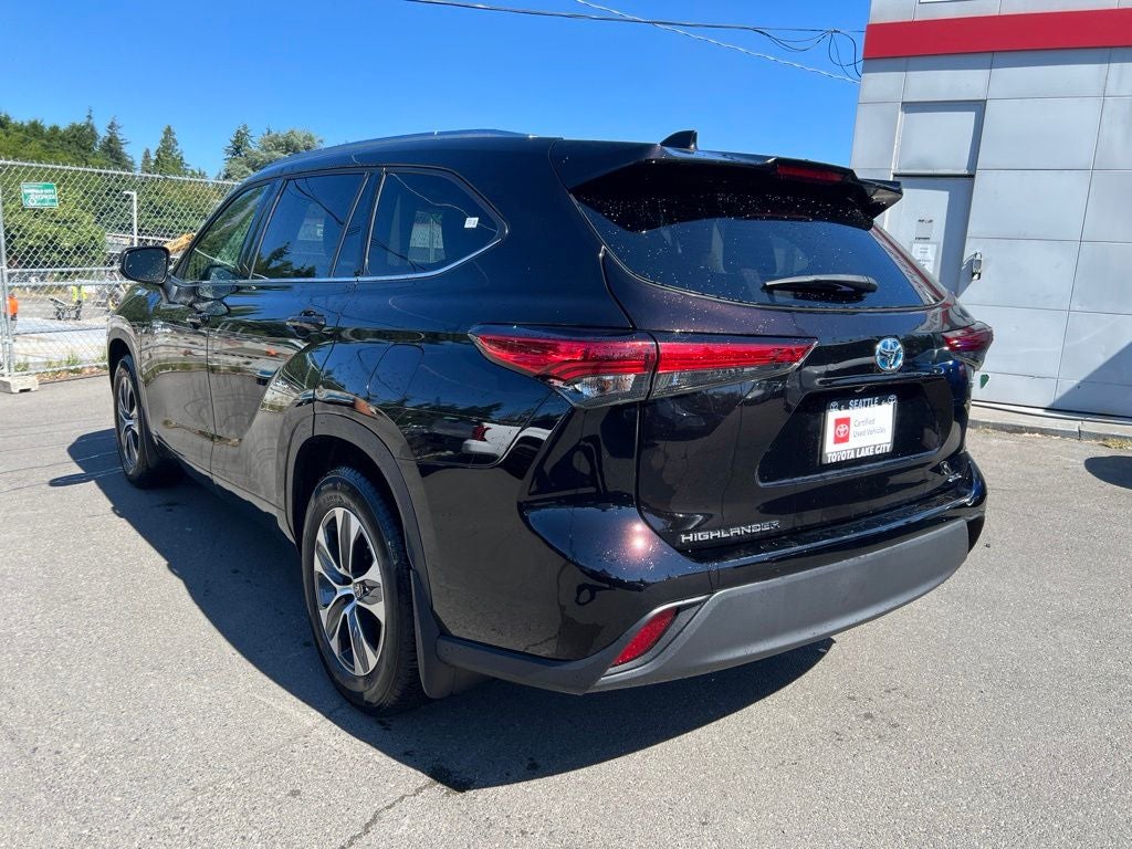 2021 Toyota Highlander Hybrid XLE -AWD