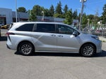 2022 Toyota Sienna XLE 8 Passenger