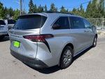2022 Toyota Sienna XLE 8 Passenger