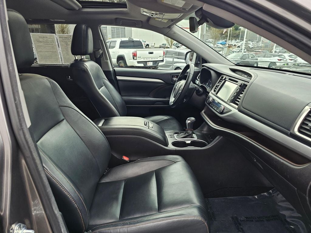 2017 Toyota Highlander XLE -AWD