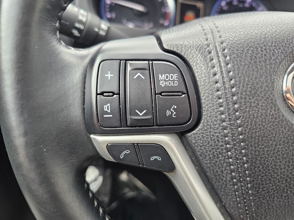 2017 Toyota Highlander XLE -AWD