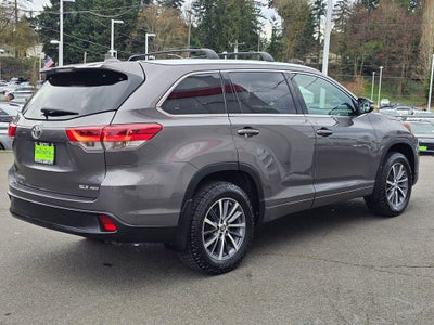2017 Toyota Highlander XLE -AWD