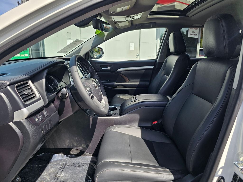 2017 Toyota Highlander XLE -AWD
