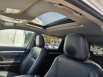 2017 Toyota Highlander XLE -AWD