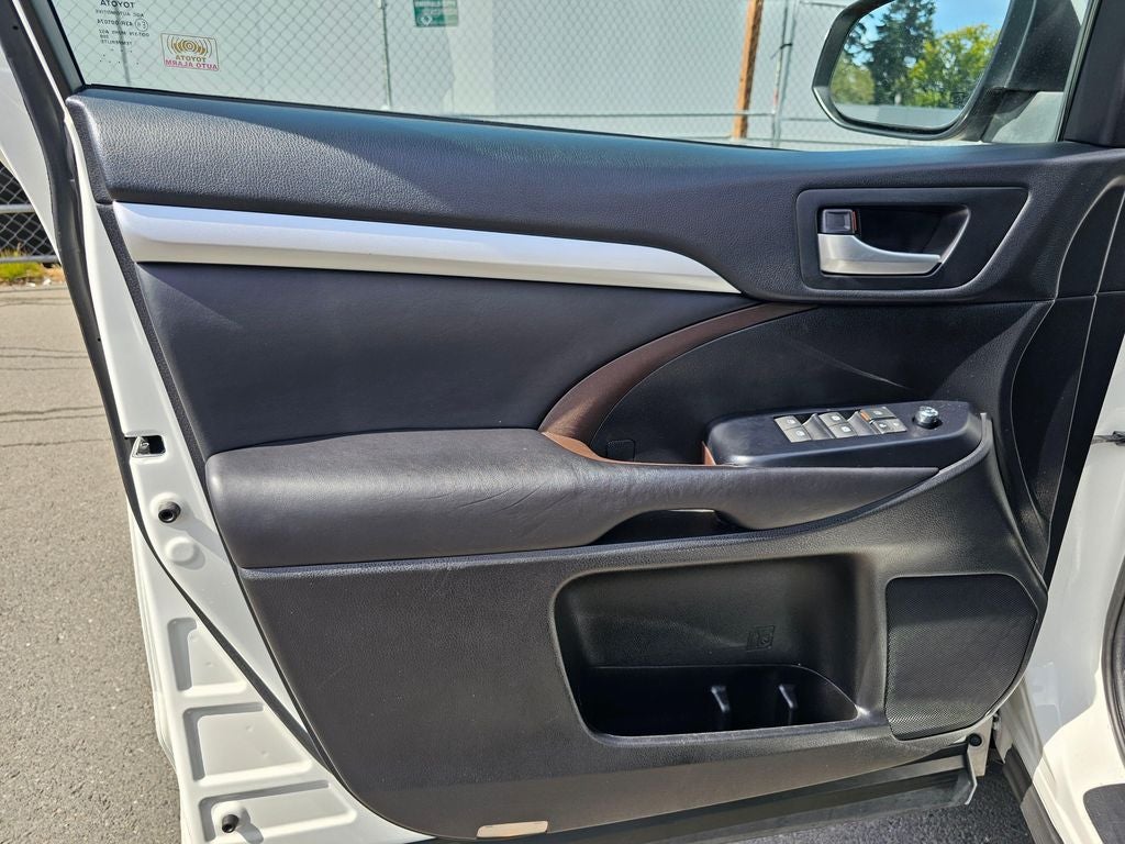 2017 Toyota Highlander XLE -AWD