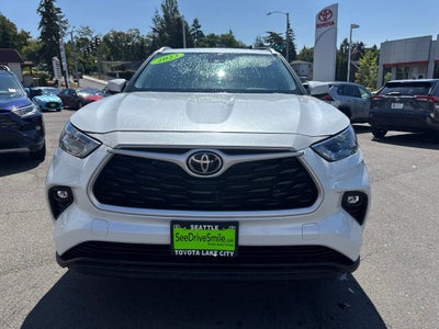 2023 Toyota Highlander XLE -AWD 3RD ROW