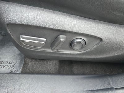 2024 Toyota Highlander LE 8 PSGR/THIRD -ROW SEATING/MOONROOF