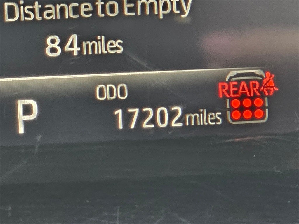 2024 Toyota Highlander LE 8 PSGR/THIRD -ROW SEATING/MOONROOF