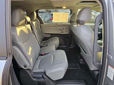 2024 Toyota Sienna XLE 8 Passenger